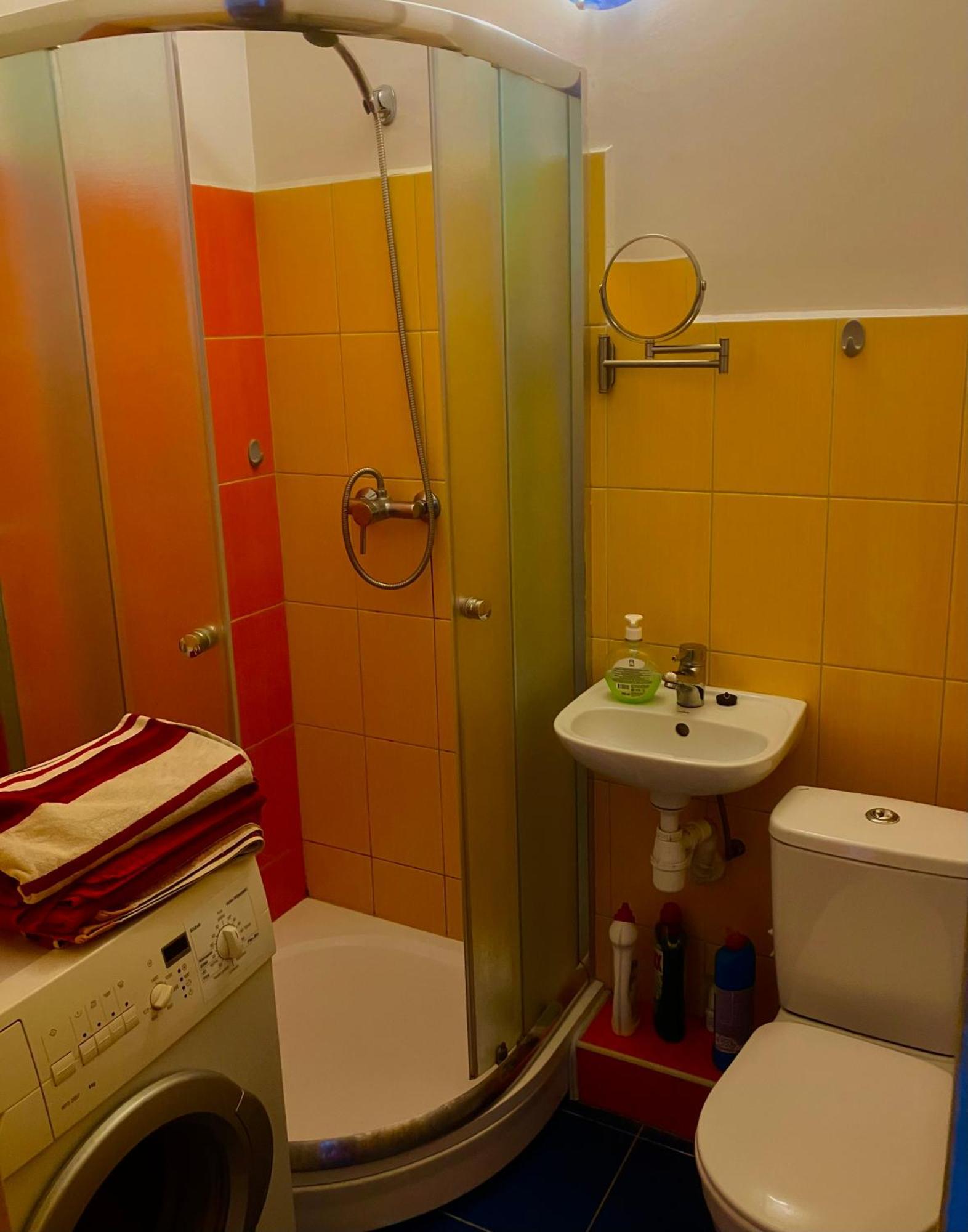 Between Center Airport And Jurmala Appartement Riga